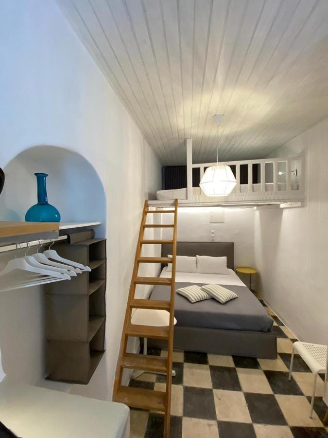 One-Bedroom Apartment,1104472755:JPEG