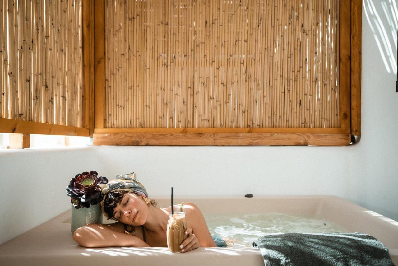 Master Suite Veranda Hot Tub