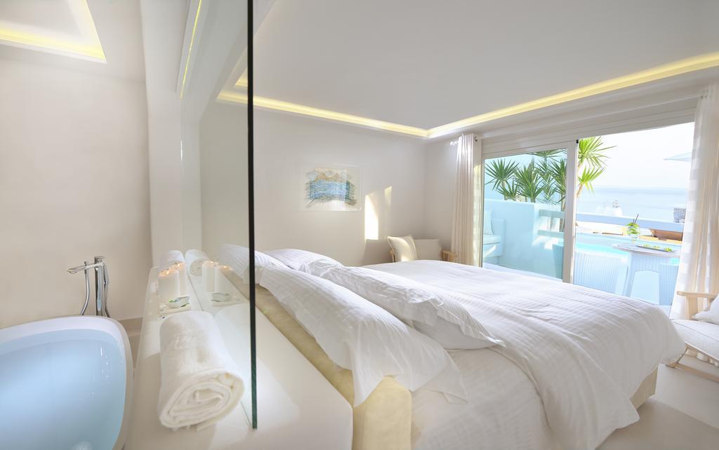Elegant Suite Sea View Private Pool,692719182:JPEG