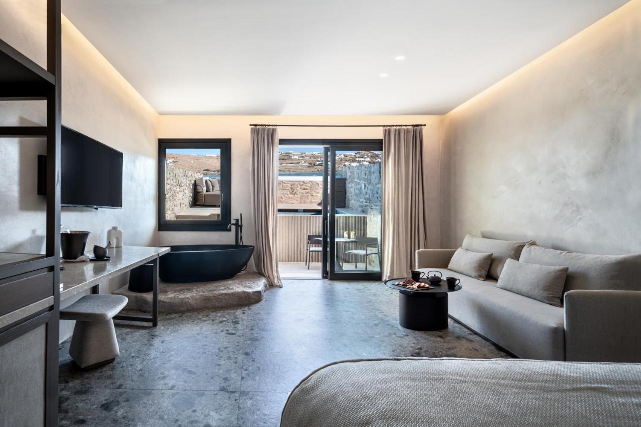 ZOE Junior Suite Plunge Pool