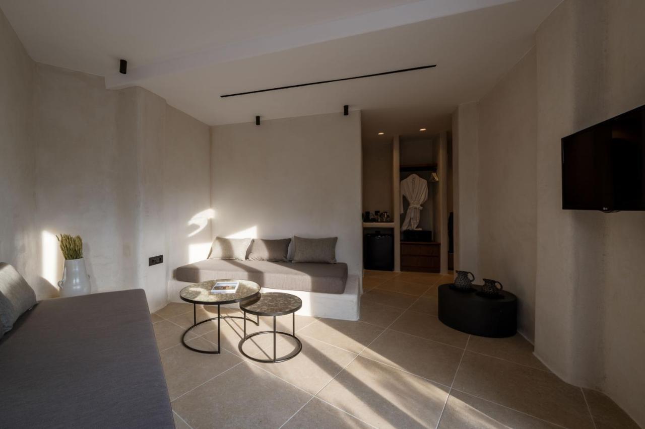 Two-Bedroom Suite,1364072912:JPEG
