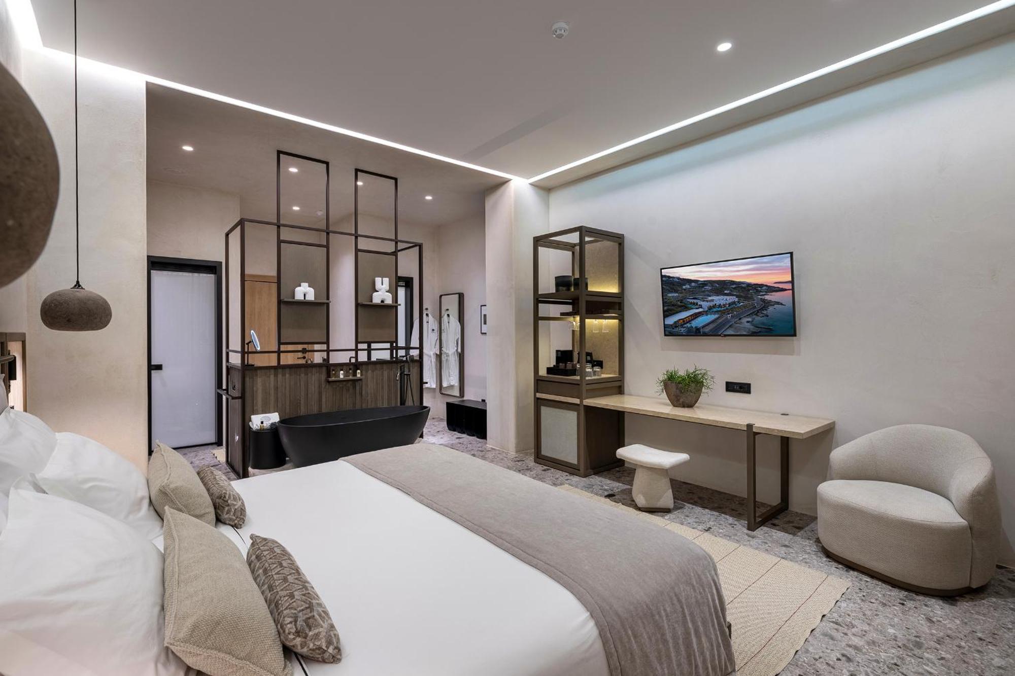 EPIC Junior Suite Jacuzzi