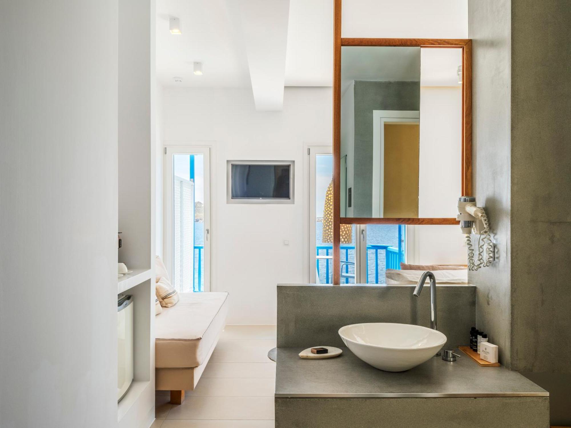 Deluxe Suite Sea View