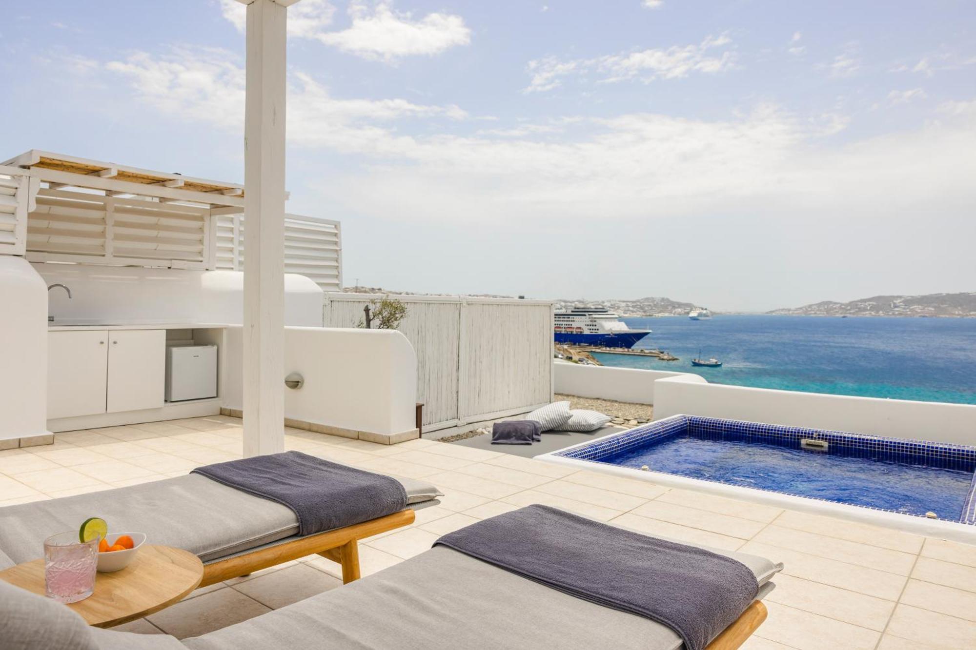 Mykonos Suite Plunge Pool,1591236678:JPEG