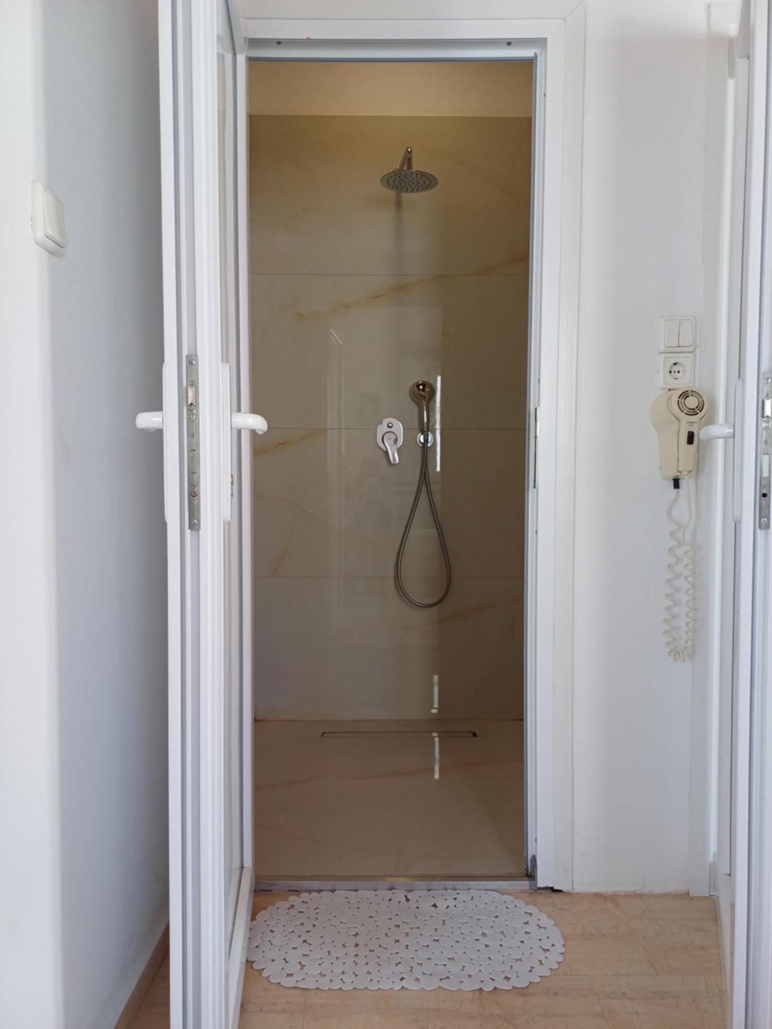 Triple room sea view