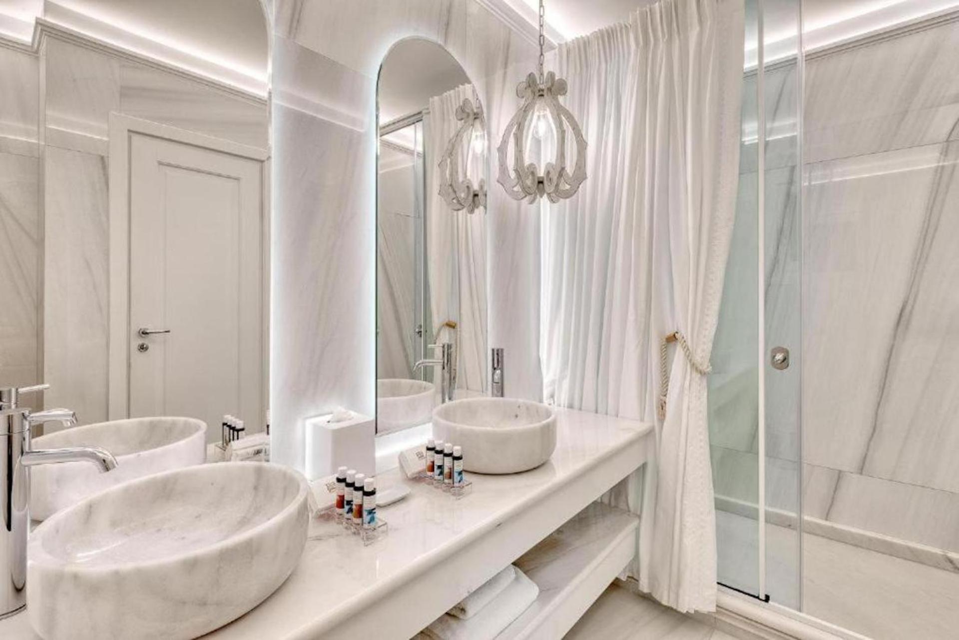 Signature Three Bedroom Suite Private Pool & Garden View