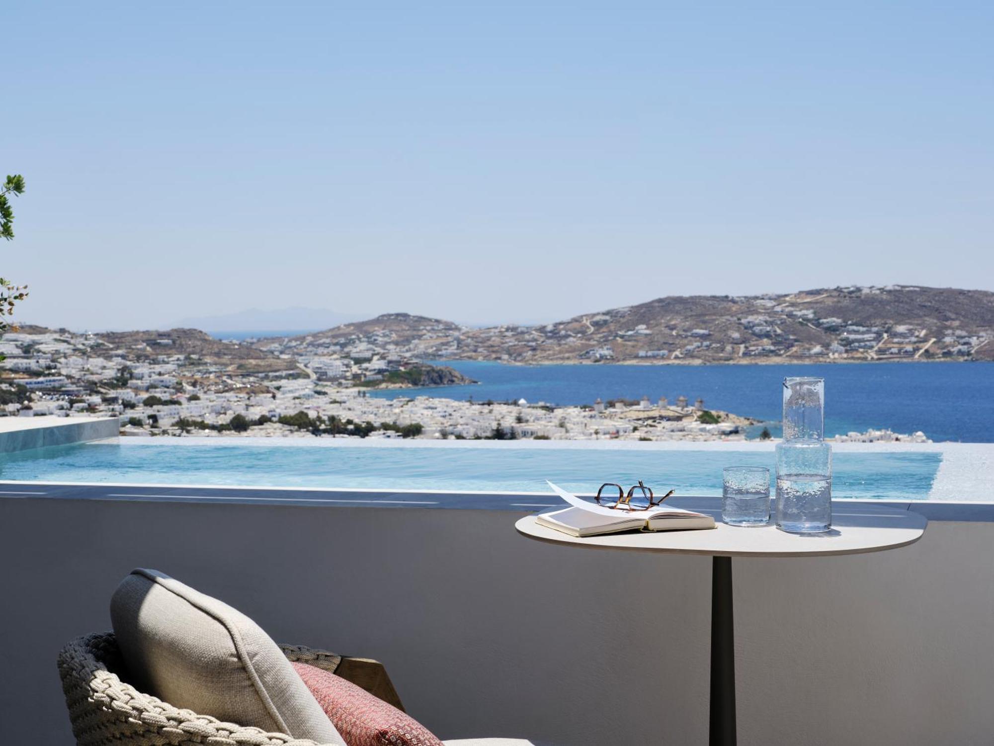 DELTA Room Private Pool & Sea View