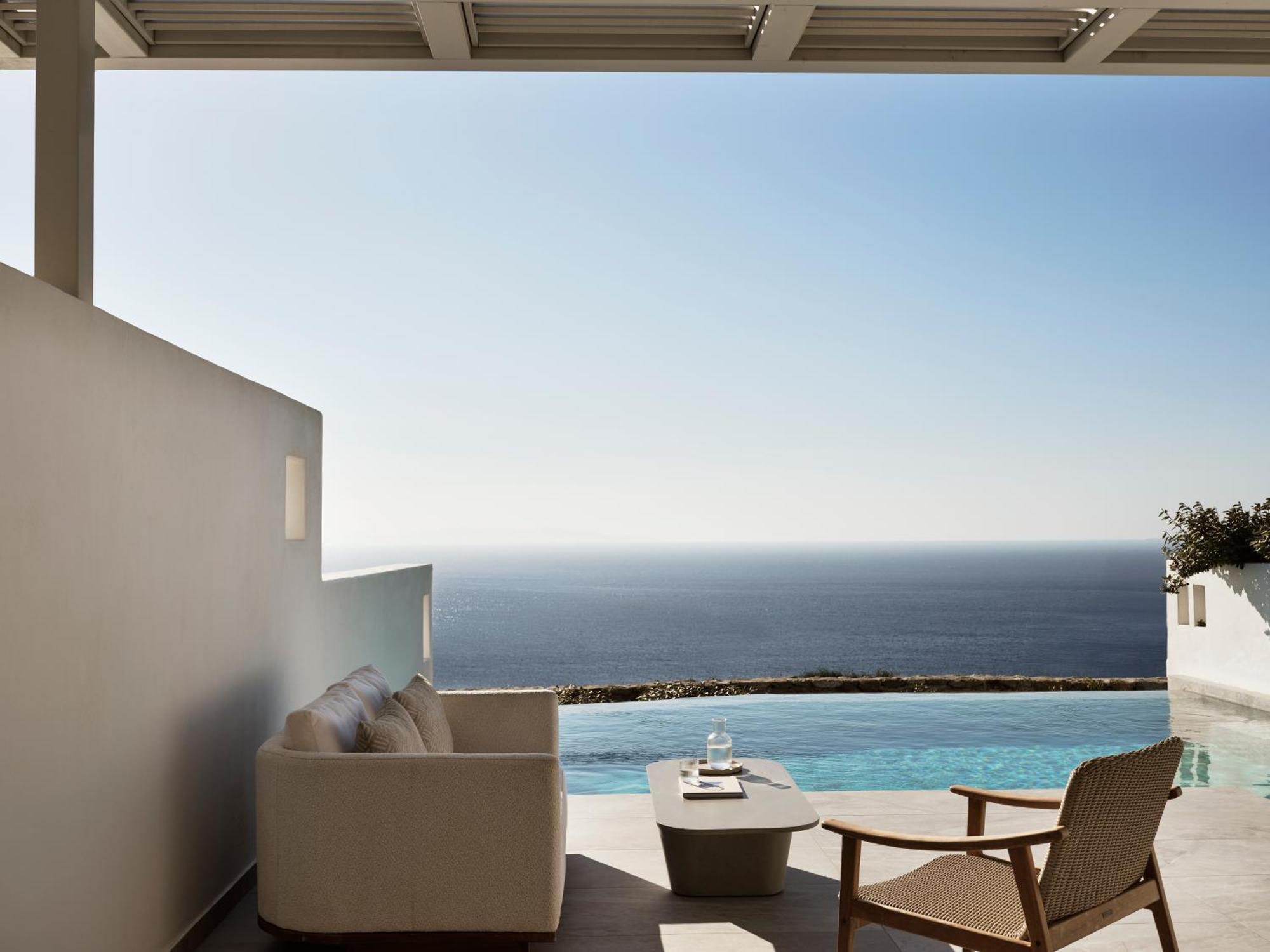 ALPHA One Bedroom Residence Private Pool & Sea View