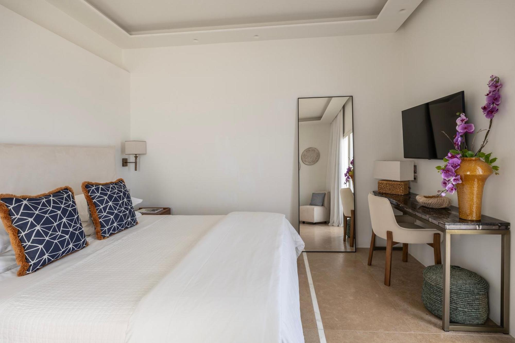 Junior Suite with Private Pool