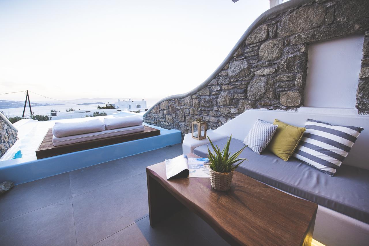 Cave Suite with Outdoor Heated Private Pool