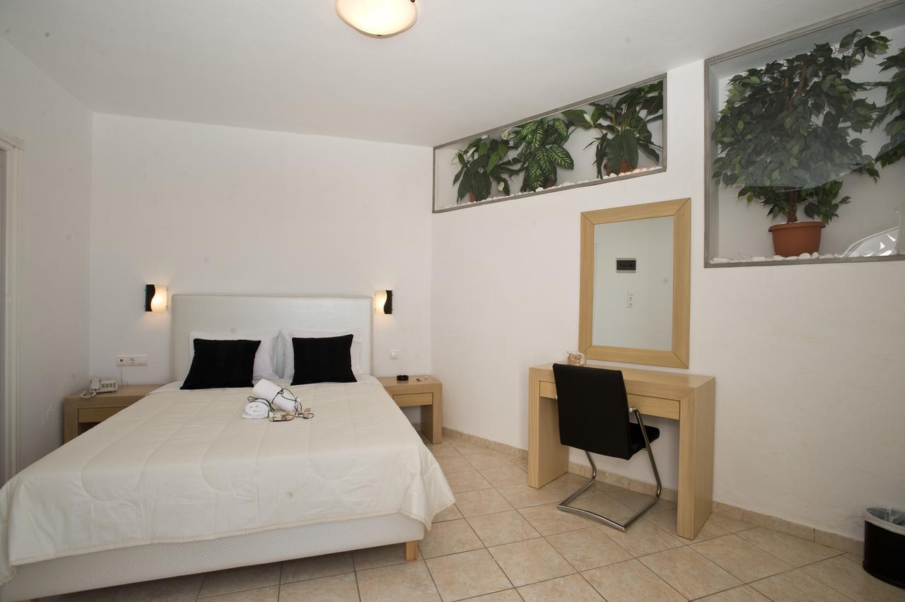 Deluxe Double Room with Balcony,638472567:JPEG