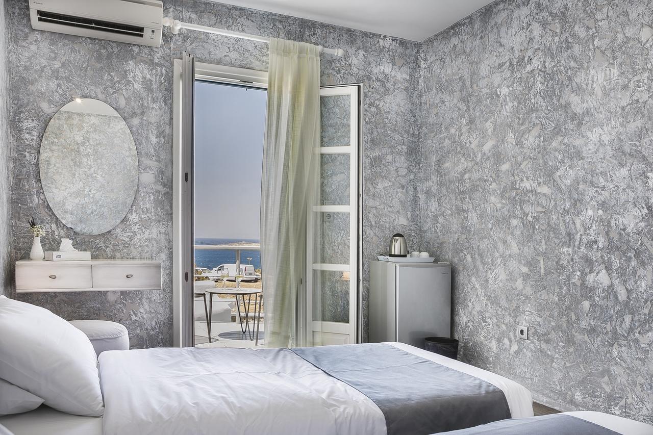 Double or Twin Room Sea View