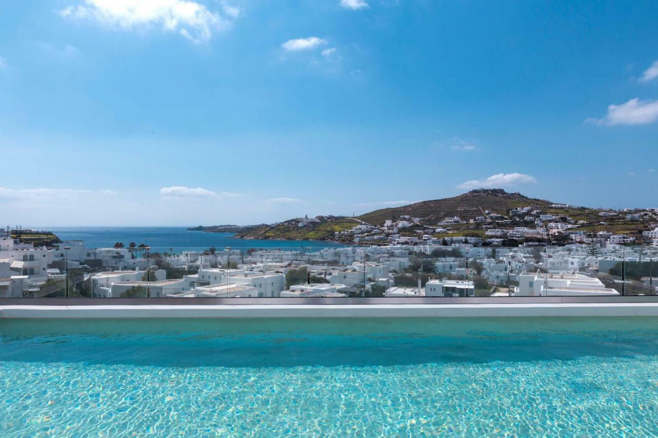 Two-Bedroom Apartment Private Pool Sea View