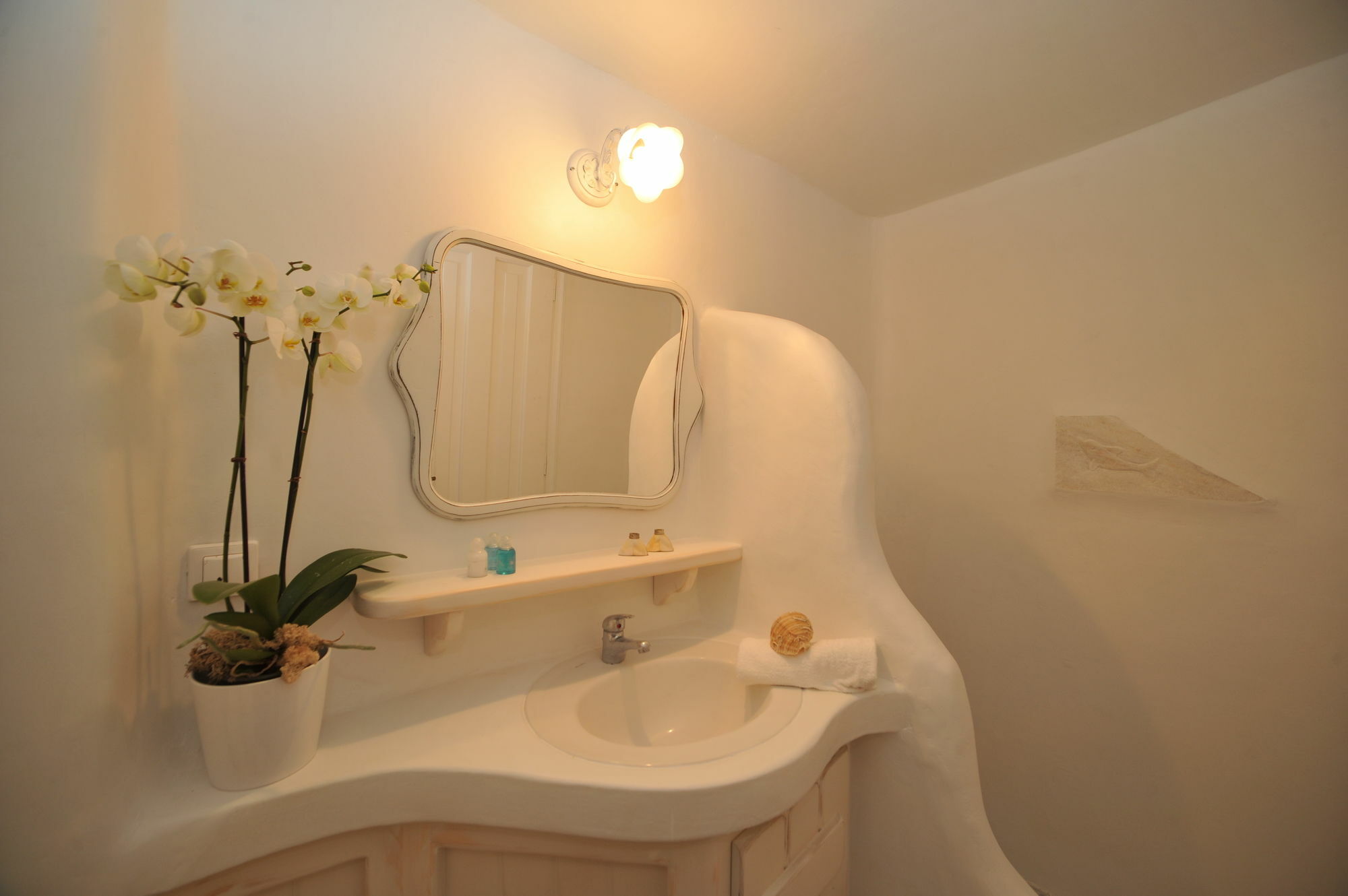 One-Bedroom Apartment with Sea View,1154672868:JPEG