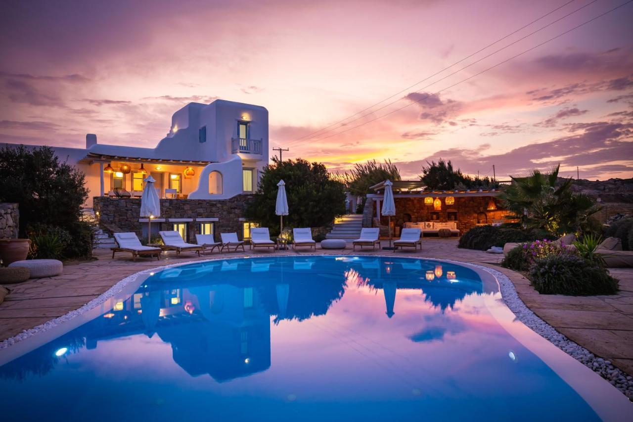 6 Bedroom Villa with Private Pool