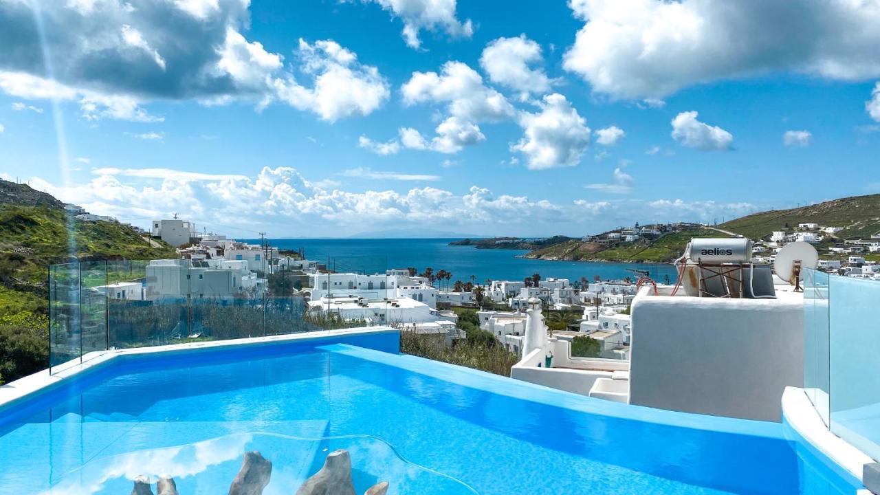 Superior Two-Bedroom Apartment Private Infinity Pool Sea View