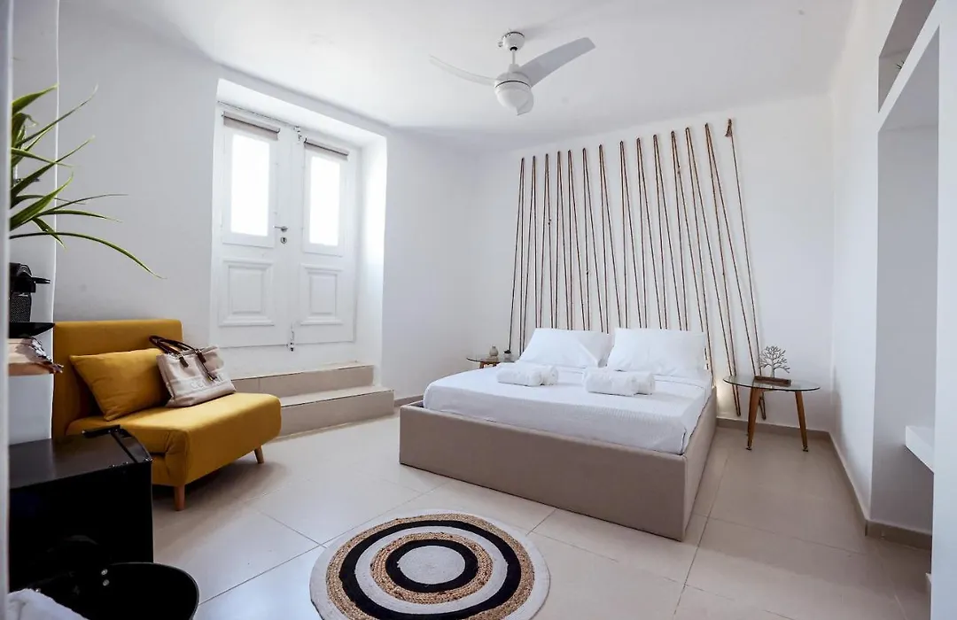 Whitelist Suite Paraportiani In Mykonos Town-1