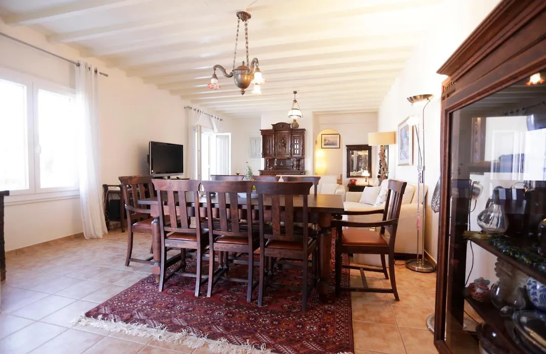 Amati Villa-1