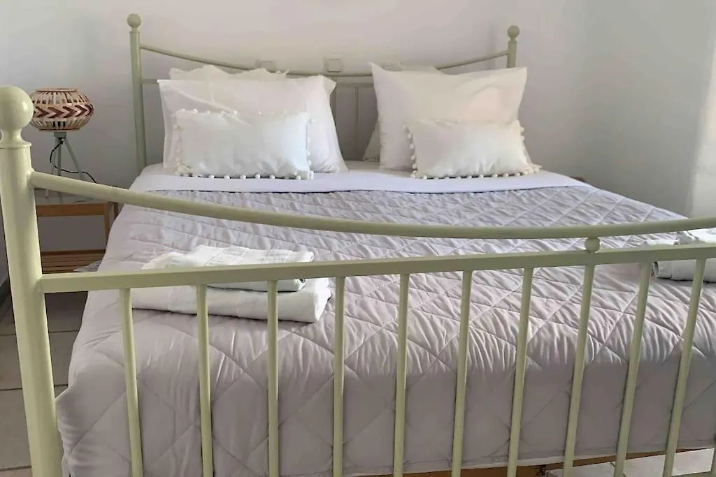 Nafsika 4Bedroom Sea View House-1