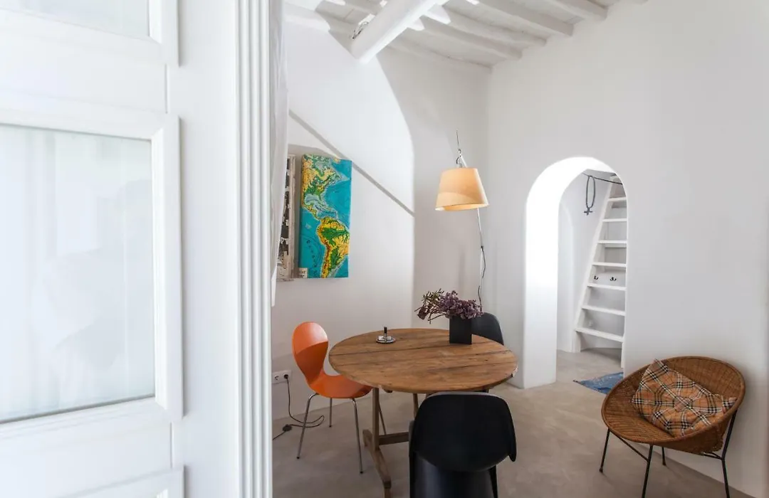 Eclectic & Artistic House In Mykonos Town-1