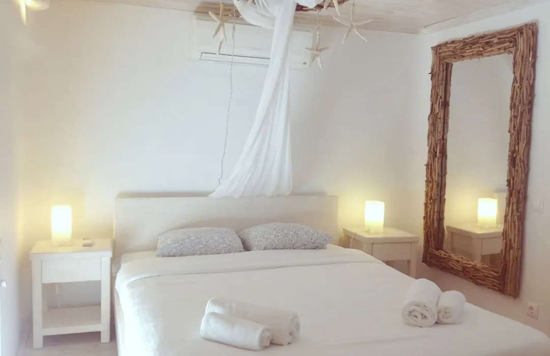 Marcia Suites-1