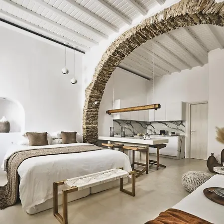 Crystal Green Signature Suites-2