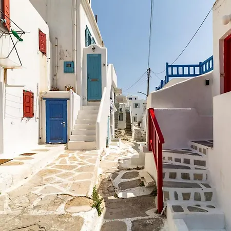 Elenitas Town House With Balcony And Sea View-3