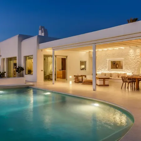 Rimberia Beachfront Villa-3