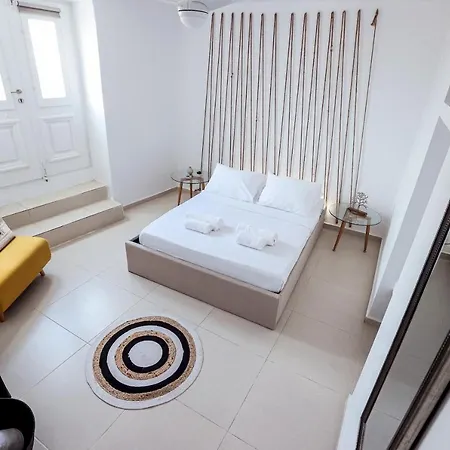 Whitelist Suite Paraportiani In Mykonos Town-3