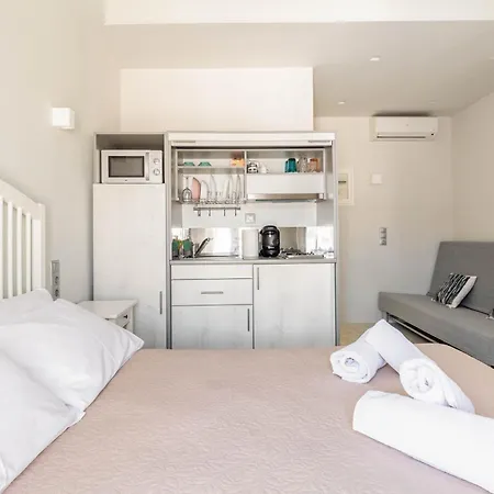 Elenitas Flat Next To The Windmills-2
