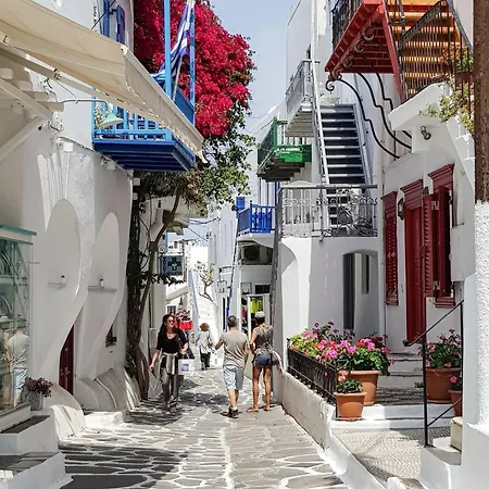 Aniko Suites White Alley-3