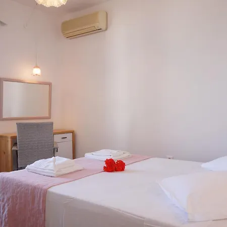 Maria Elena - Suite Home-2