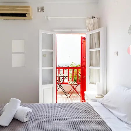 Elenitas Town House With Balcony And Sea View-2
