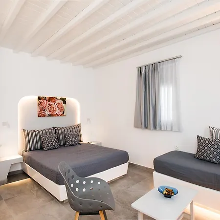 Mina Studios-3