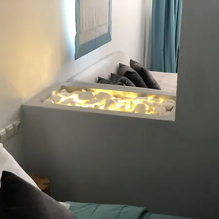 Room 11-3