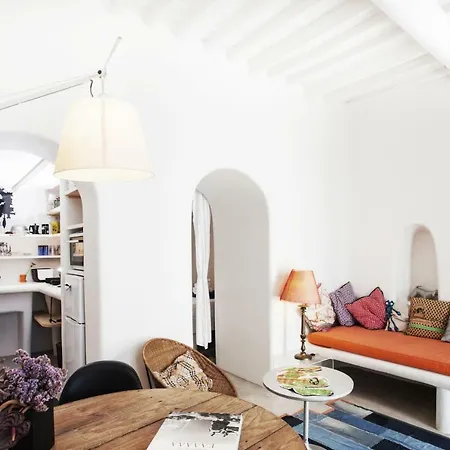 Eclectic & Artistic House In Mykonos Town-2