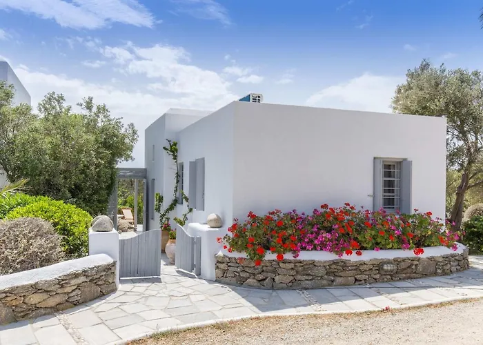 Villa Valente In Mykonos With Two Pools! Platys Gialos 