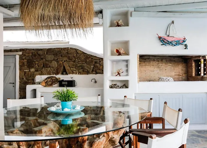 Boutique Qamar Mykonian Villa Kalafatis