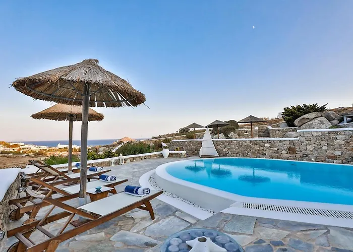 Boutique Qamar Mykonian Villa Kalafatis