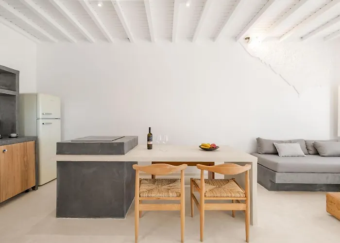 Pet friendly The Form Exclusive Suite Agios Ioannis Diakoftis