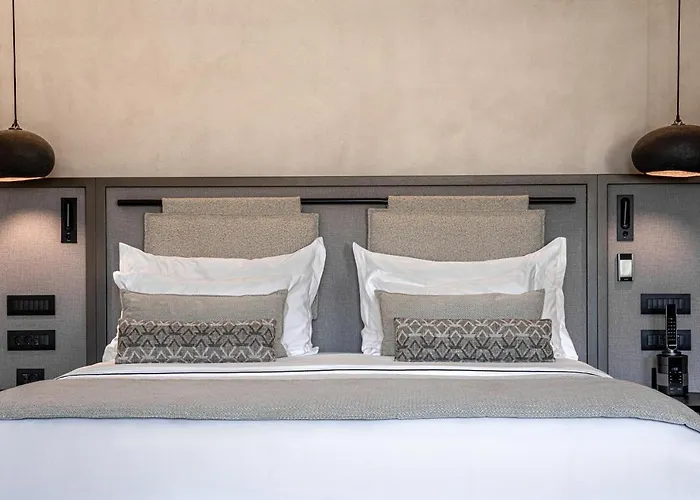 Aeonic Suites & Spa - Only Adults Ornos 