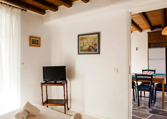 Villa Pleiades Ornos 